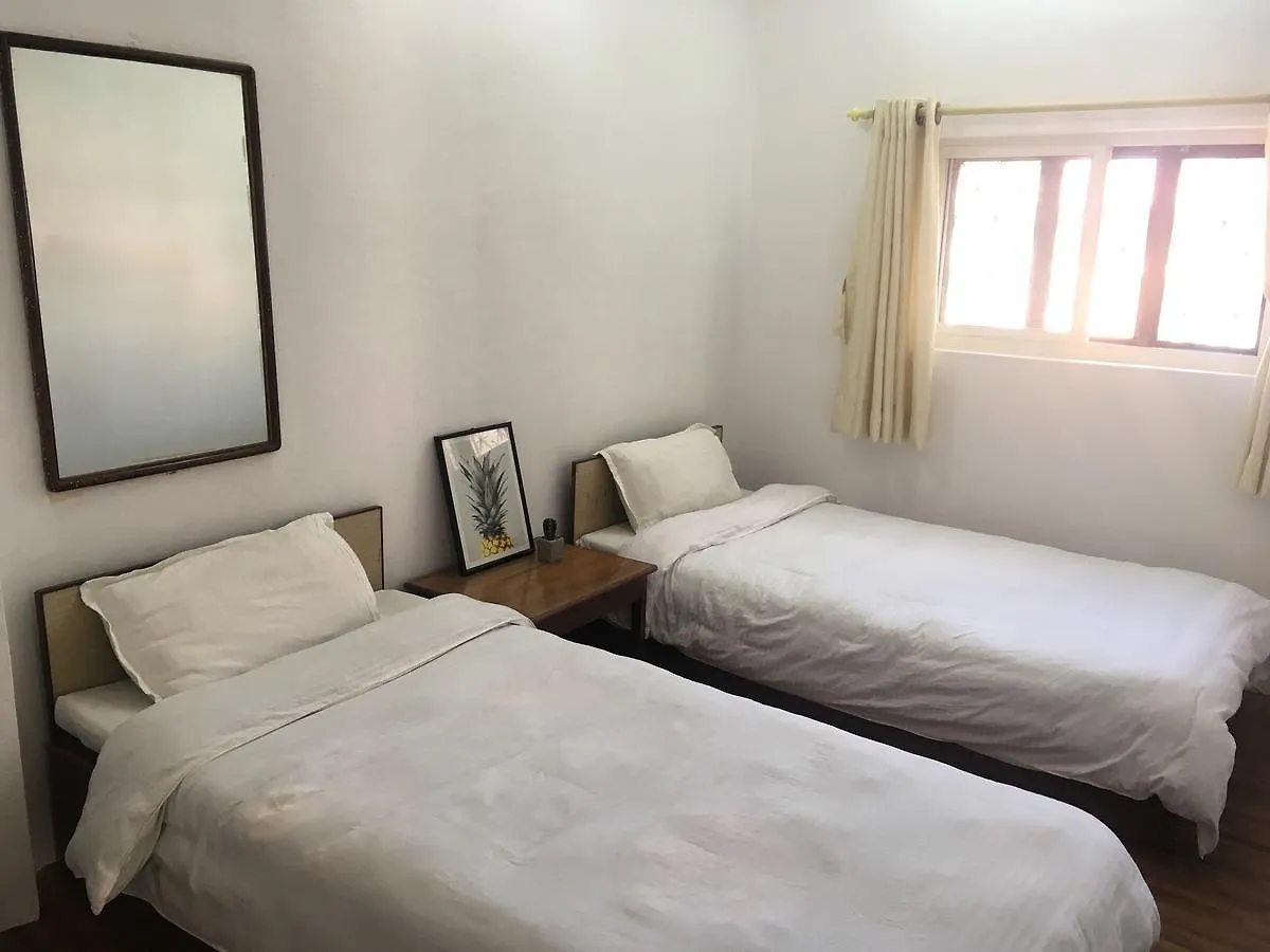 Hotel Holy Lodge Kathmandu 2*,